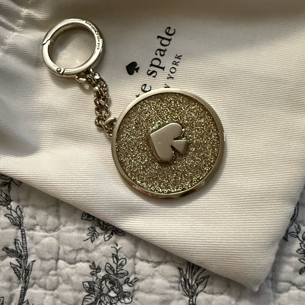 kate spade gold glitter spade keychain key & card holder - Picture 2 of 7